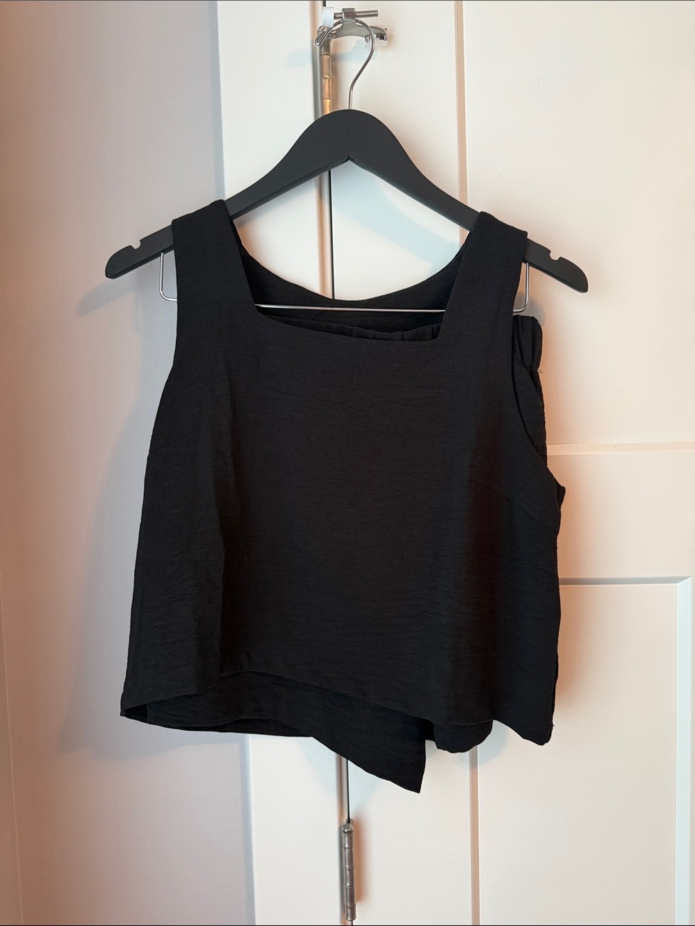 NWOT Women's Black Sleeveless Set small